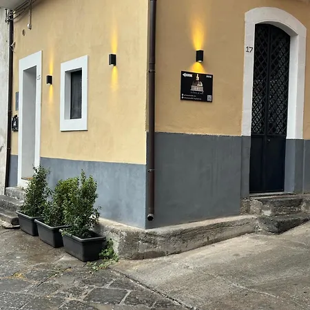 La Dimora Dei Mille Hébergement de vacances *